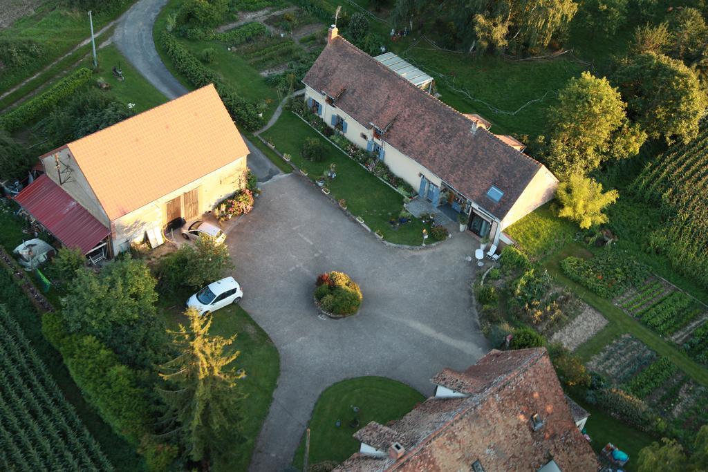 Chambre d'hôtes face à Briare Esterno foto