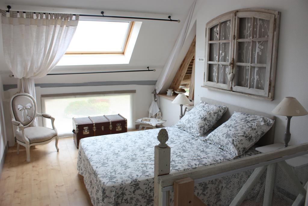 Chambre d'hôtes face à Briare Esterno foto