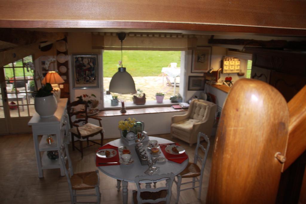 Chambre d'hôtes face à Briare Esterno foto